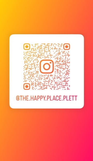 Instagram QR code for @the.happy.place.plett